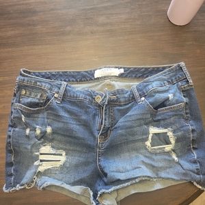 Torrid size 16 shorts